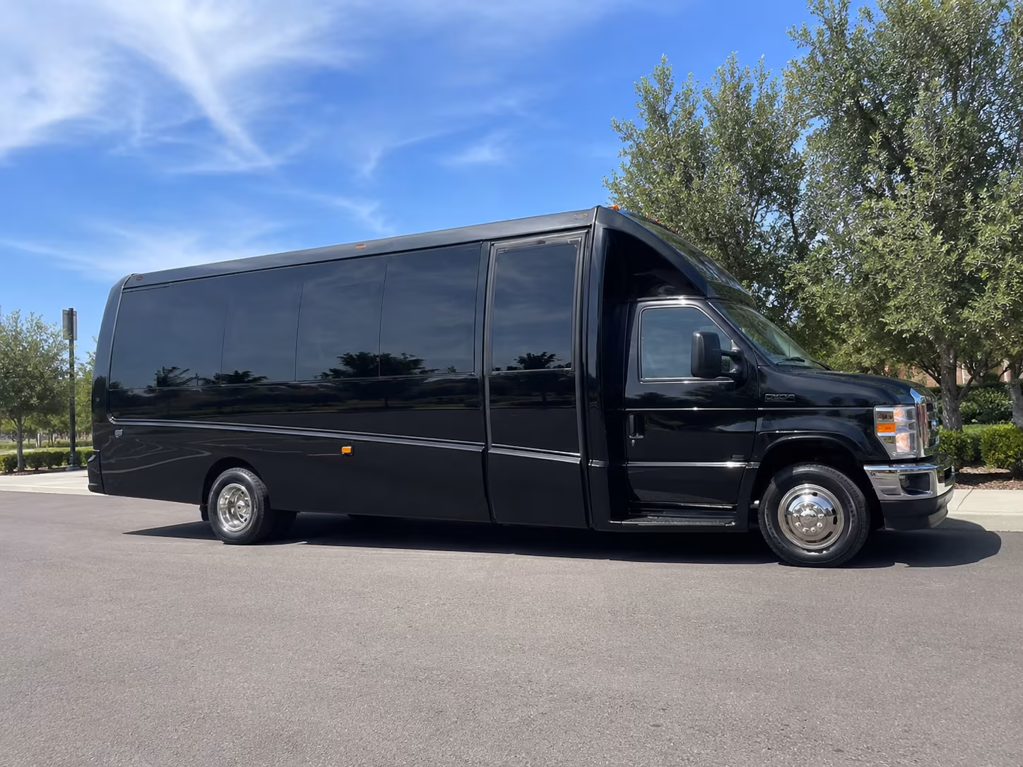 arrange transportation for your next convention or trade show 1